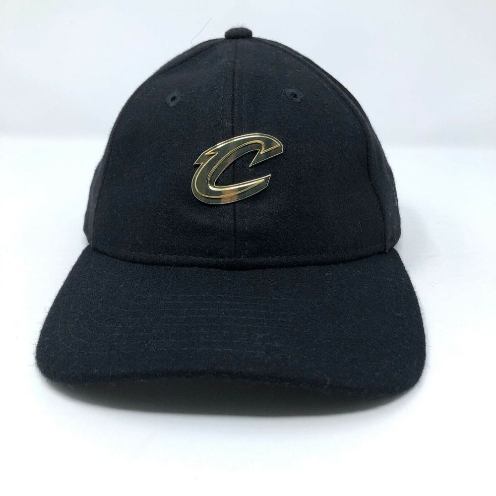 Cleveland Cavaliers New Era 9TWENTY Strapback Hat